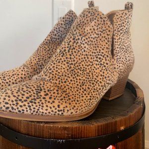 COPY - Dotted Booties